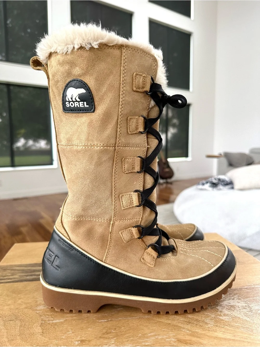 Sorel Joan of Arctic Tan Suede Leather Boots